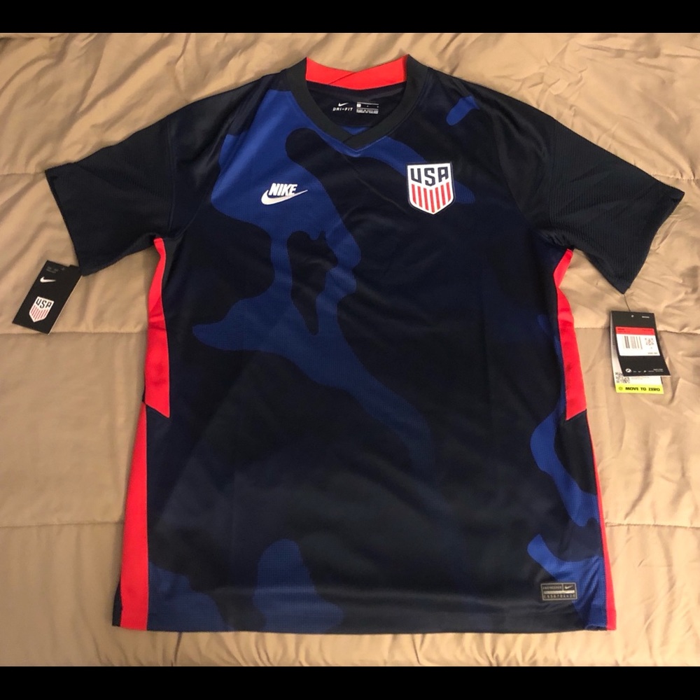 Nike Men’s soccer breathe stadium jersey